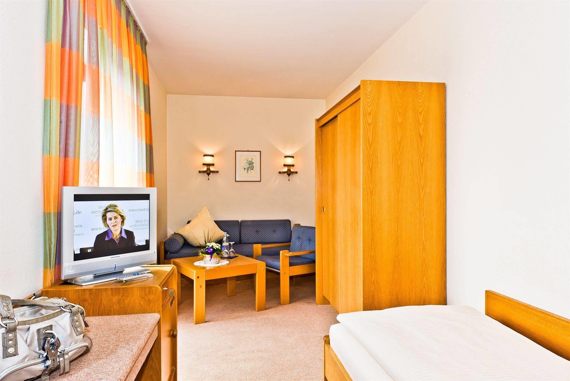 Hotel Merian Rothenburg Rothenburg ob der Tauber Extérieur photo